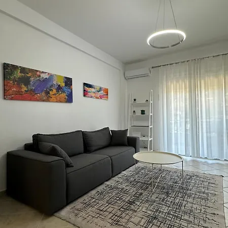 Joni's Twin Apartment