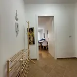 Joni's Twin Apartmán *