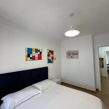 Joni's Twin * Golem (Tirana)