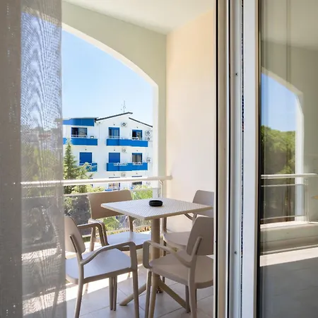 Joni's Twin Apartament Golem (Tirana)